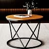 Round tables featuring a classic (vintage) design and a modern touch