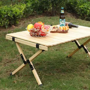 Foldable camping table