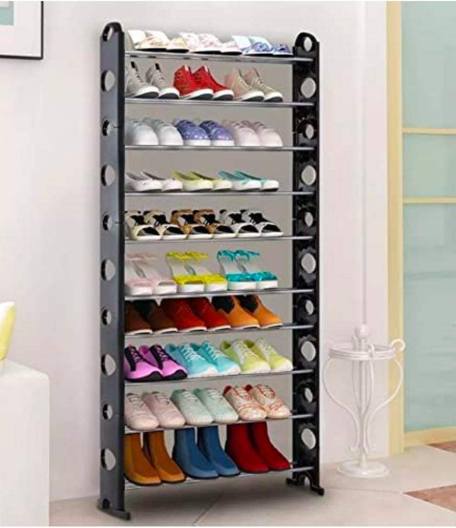 Multi-tiered vertical shoe rack